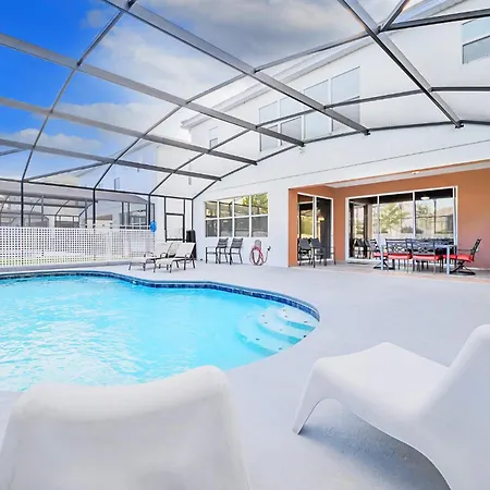 6Br Luxury Home With Private Pool And Bbq